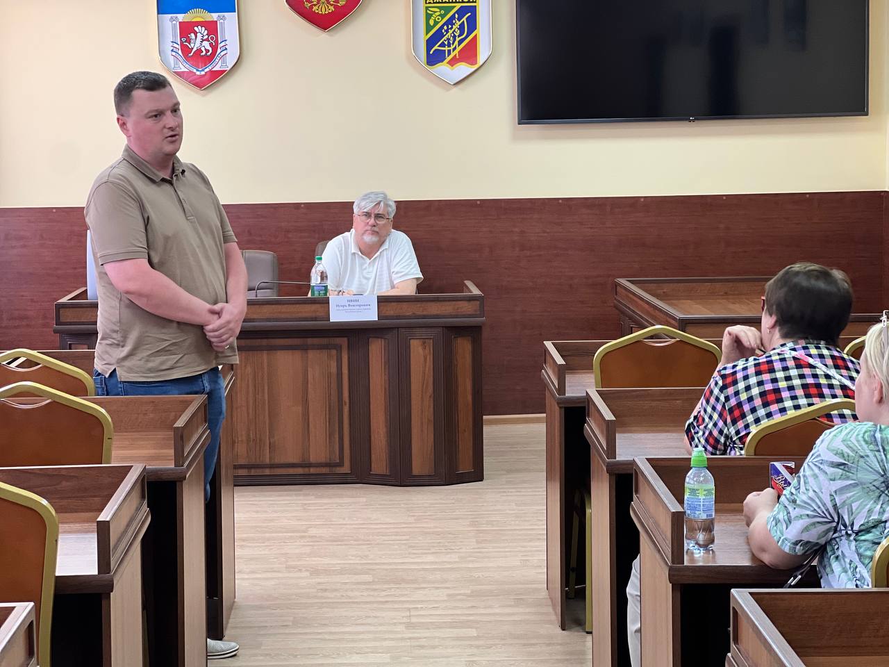 «Работу с председателями домов и ресурсоснабжающими организациями не прекращаем»: Игорь Ивин провел рабочее совещание «Работу с председателями домов и ресурсоснабжающими организациями не прекращаем»: Игорь Ивин провел рабочее совещание