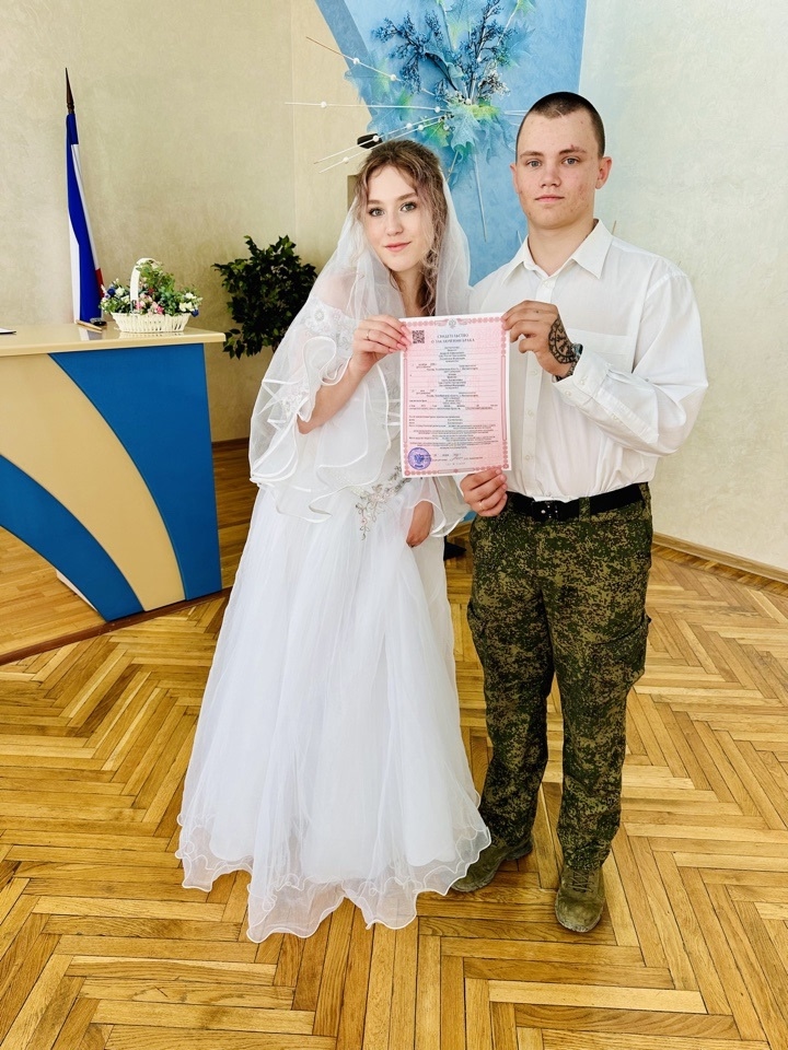 Яркие свадьбы июня. ТОП-30 фото женихов и невест Крыма Яркие свадьбы июня. ТОП-30 фото женихов и невест Крыма