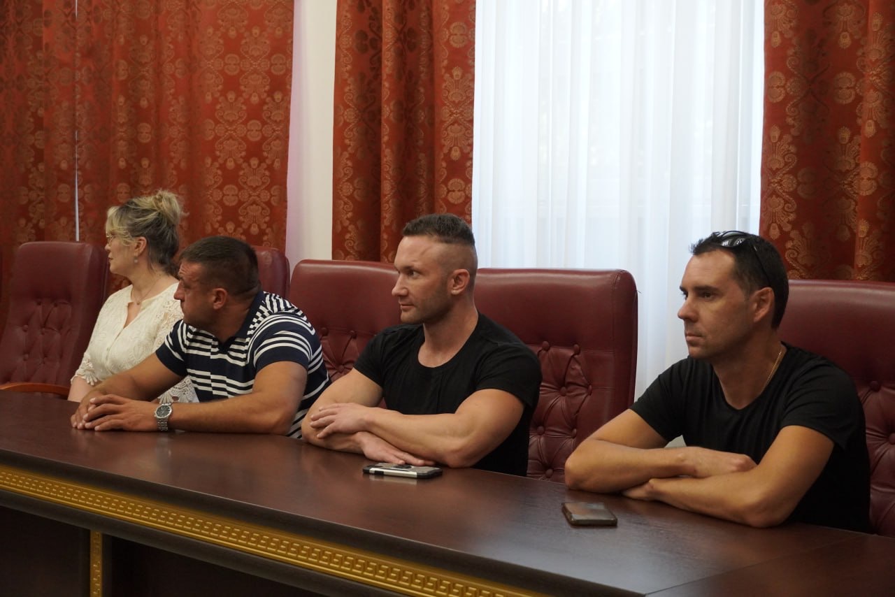 В администрации Керчи подвели итоги гастрономического фестиваля «Дары моря», который прошел в городе 28 июня В администрации Керчи подвели итоги гастрономического фестиваля «Дары моря», который прошел в городе 28 июня