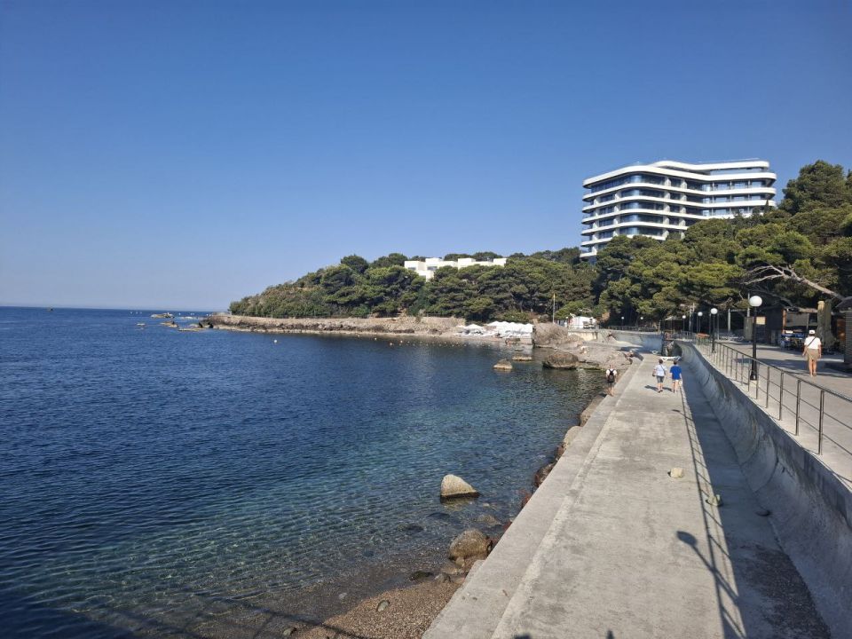      , 16 