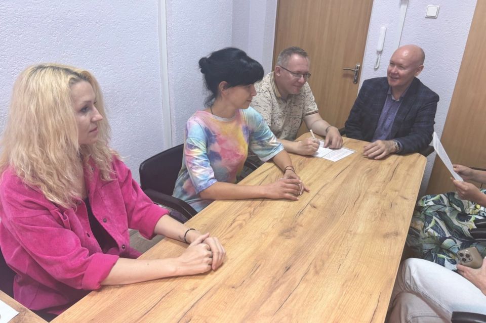 В Госкомцен Крыма состоялась встреча в формате «круглого стола»