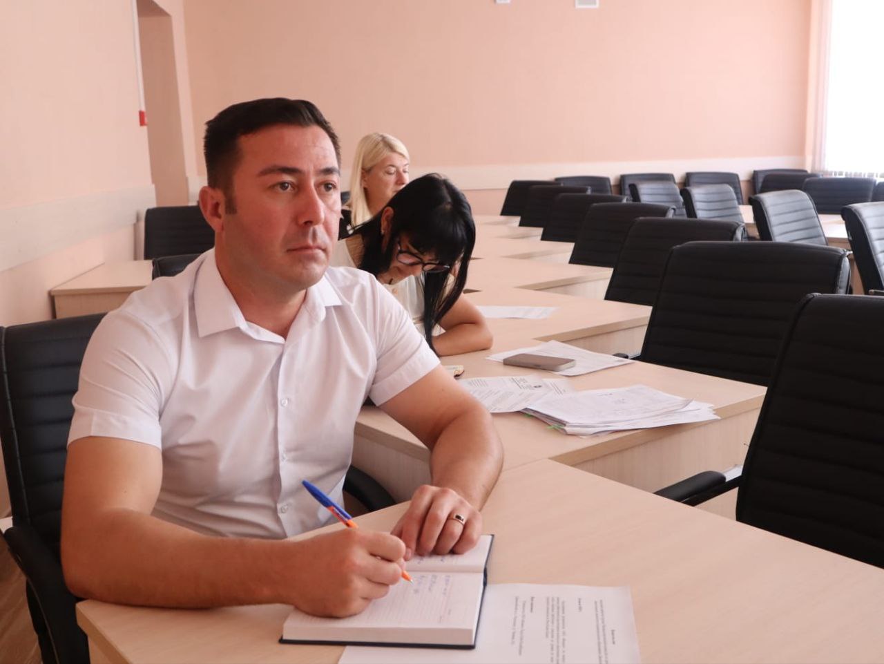Состоялось заседание Рабочей группы по противодействию нелегальной занятости в Джанкойском районе Состоялось заседание Рабочей группы по противодействию нелегальной занятости в Джанкойском районе