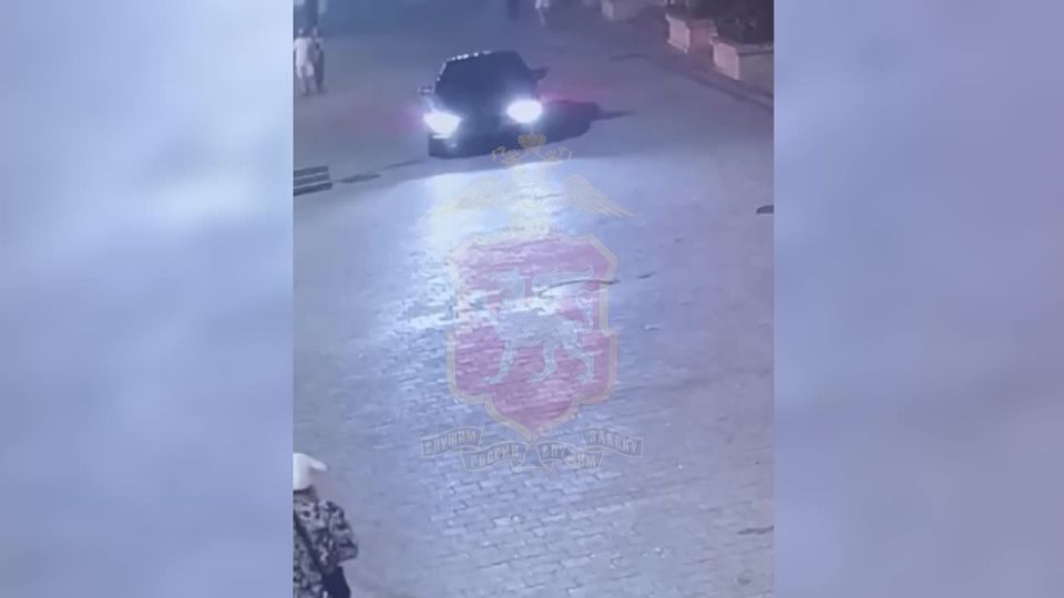 В Феодосии сотрудники полиции привлекли к ответственности водителя, устроившего дрифт на пешеходной зоне