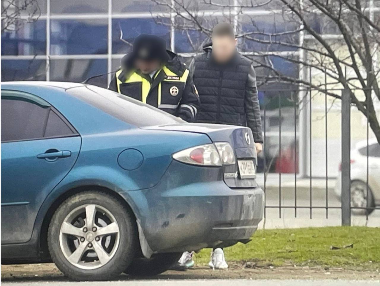 Двое сотрудников ДПС в Крыму осуждены за получение взяток Двое сотрудников ДПС в Крыму осуждены за получение взяток