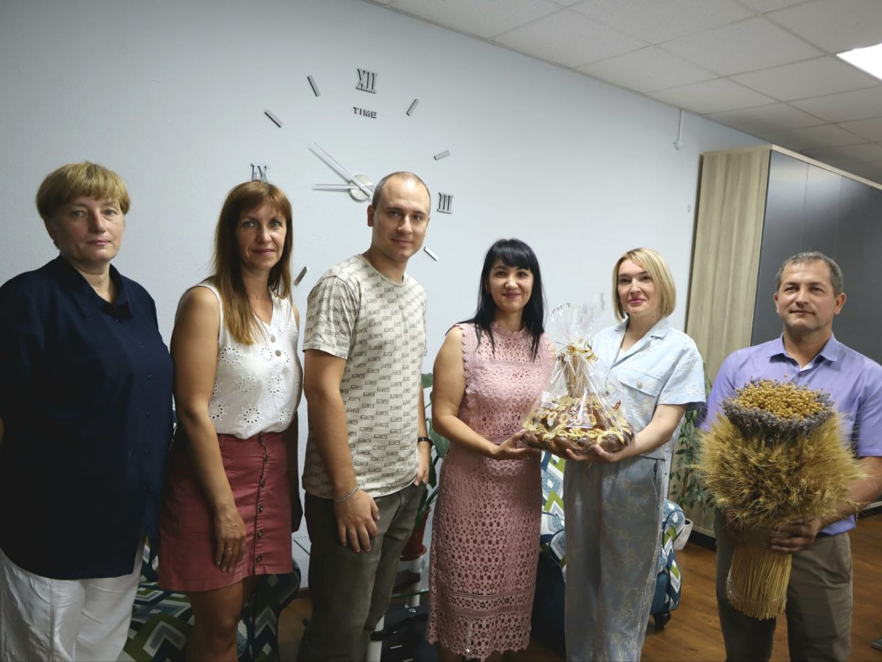 Инна Федоренко поздравила хлеборобов Джанкойского района с намолотом первых 100 тысяч тонн зерна Инна Федоренко поздравила хлеборобов Джанкойского района с намолотом первых 100 тысяч тонн зерна