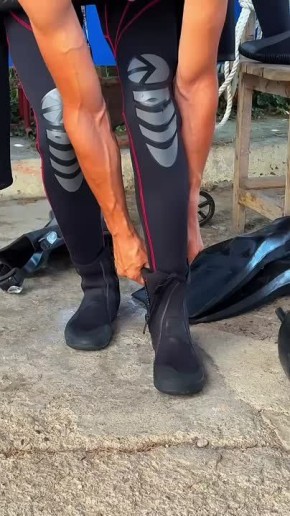   -    -   