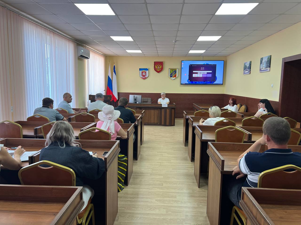 Игорь Ивин провёл традиционную встречу с представителями ресурсоснабжающих организаций и активом председателей МКД Игорь Ивин провёл традиционную встречу с представителями ресурсоснабжающих организаций и активом председателей МКД