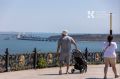 Очередь перед Крымским мостом со стороны Керчи растянулась на два часа