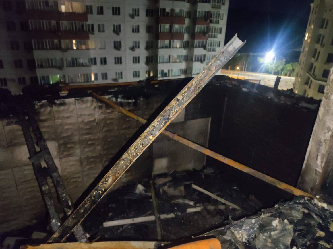 Пожар в симферопольской многоэтажке унес жизнь женщины Пожар в симферопольской многоэтажке унес жизнь женщины