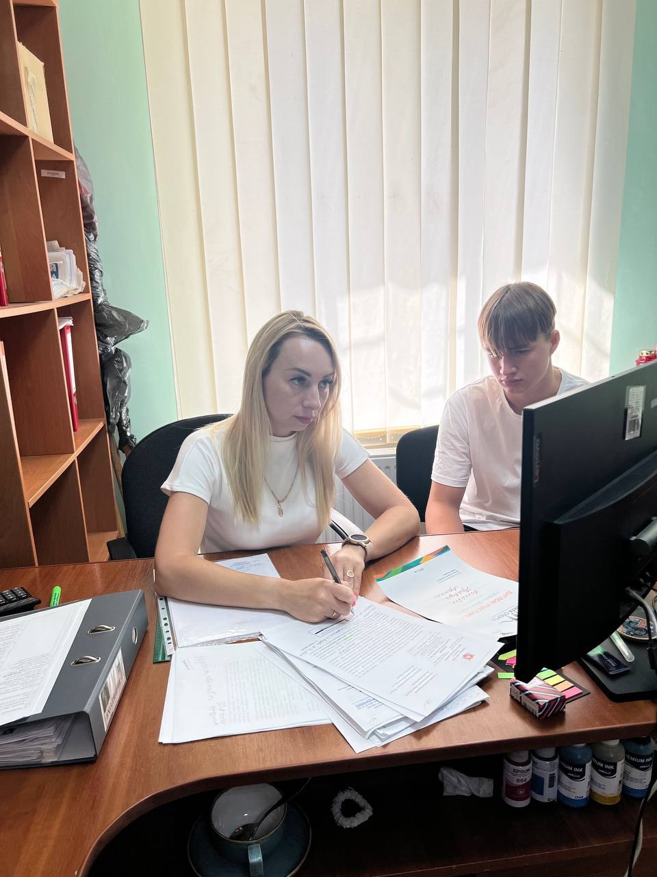 На работу с семьей: Юные гости в администрации Нижнегорского района! На работу с семьей: Юные гости в администрации Нижнегорского района!