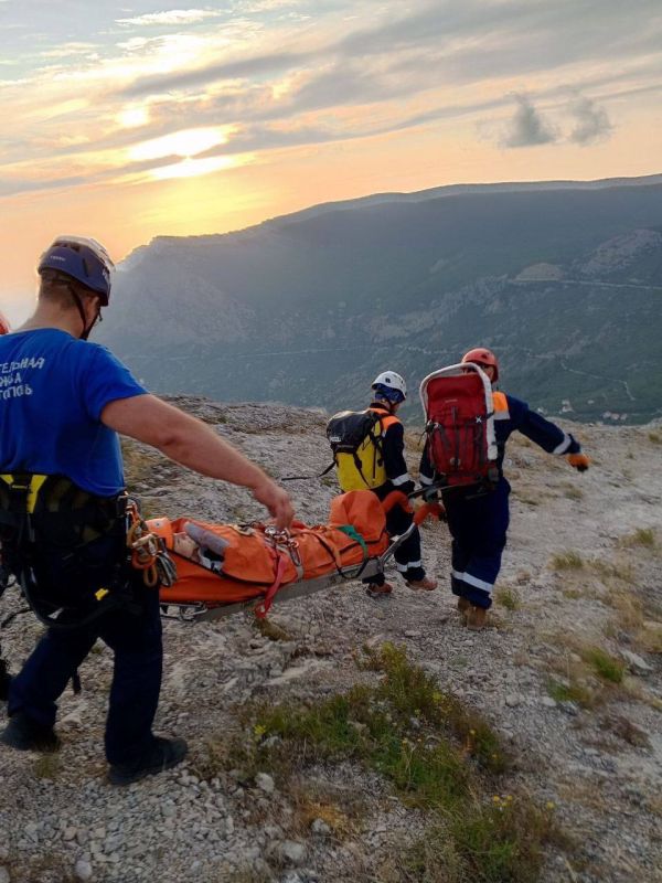 Михаил Развожаев: Сегодня 11 лет Спасательной службе и Единой дежурно-диспетчерской службе Севастополя Михаил Развожаев: Сегодня 11 лет Спасательной службе и Единой дежурно-диспетчерской службе Севастополя