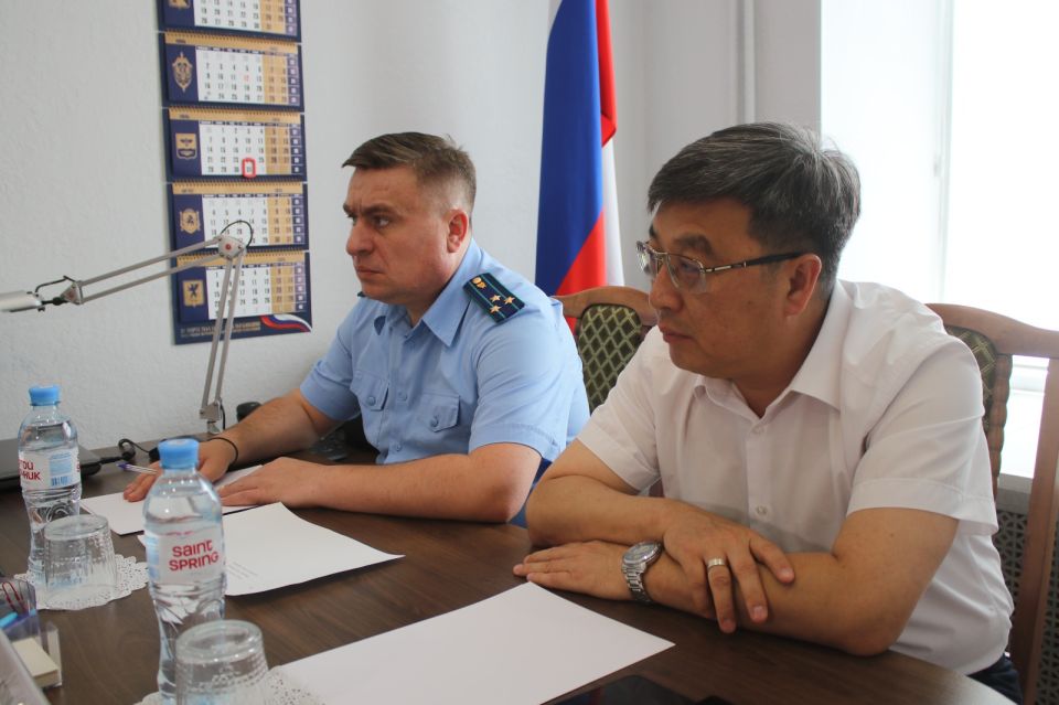 В Феодосии состоялся прием по личным вопросам участников СВО и членов их семей В Феодосии состоялся прием по личным вопросам участников СВО и членов их семей