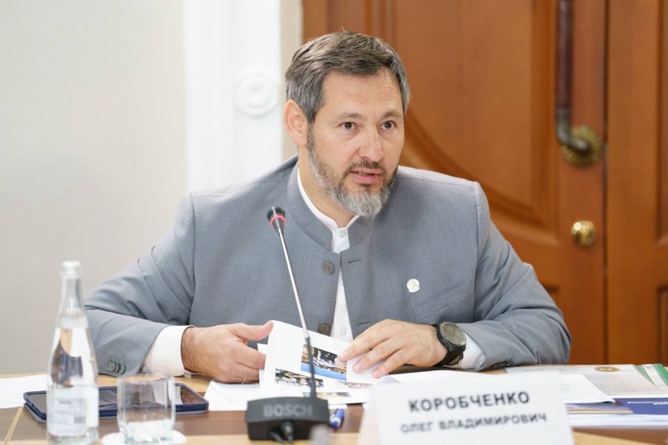 Михаил Развожаев: Сегодня работаем с делегацией Республики Татарстан, которую возглавляет Глава Республики Рустам Нургалиевич Минниханов Михаил Развожаев: Сегодня работаем с делегацией Республики Татарстан, которую возглавляет Глава Республики Рустам Нургалиевич Минниханов