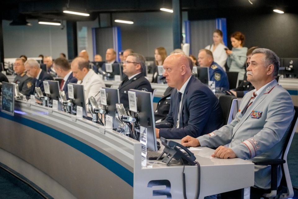 Работников и ветеранов железнодорожного транспорта поздравили с наступающим профессиональным праздником Работников и ветеранов железнодорожного транспорта поздравили с наступающим профессиональным праздником