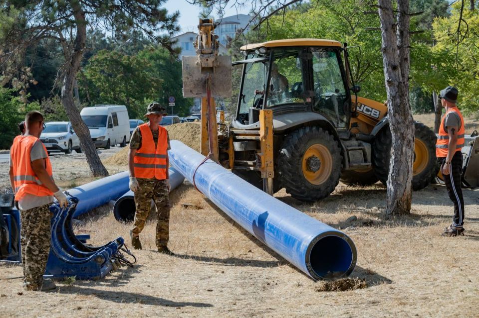 Михаил Развожаев: До конца года завершим реконструкцию магистрального водовода Михаил Развожаев: До конца года завершим реконструкцию магистрального водовода