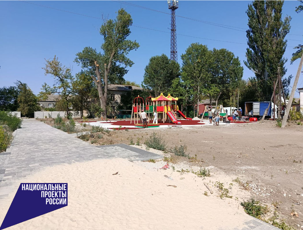 Благоустройство парковой зоны в пгт.Нижнегорский продолжается Благоустройство парковой зоны в пгт.Нижнегорский продолжается