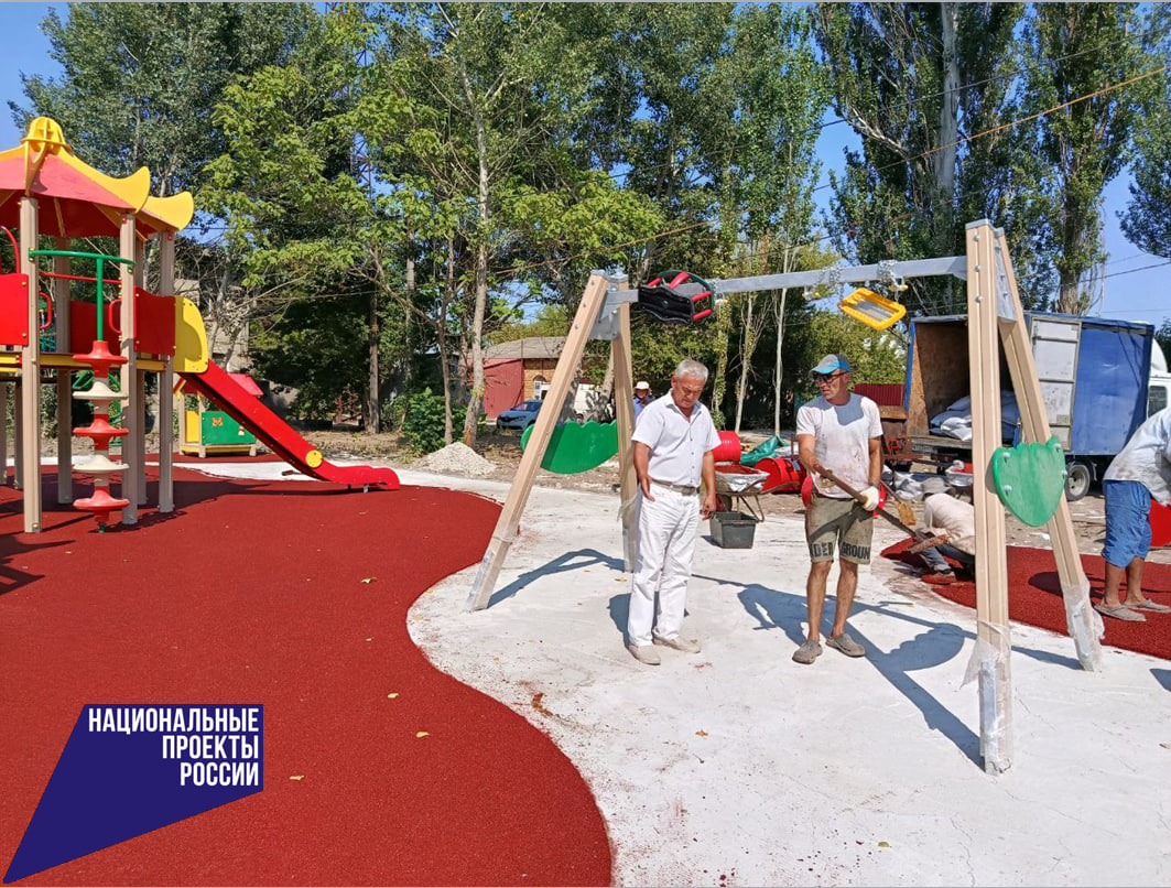 Благоустройство парковой зоны в пгт.Нижнегорский продолжается Благоустройство парковой зоны в пгт.Нижнегорский продолжается