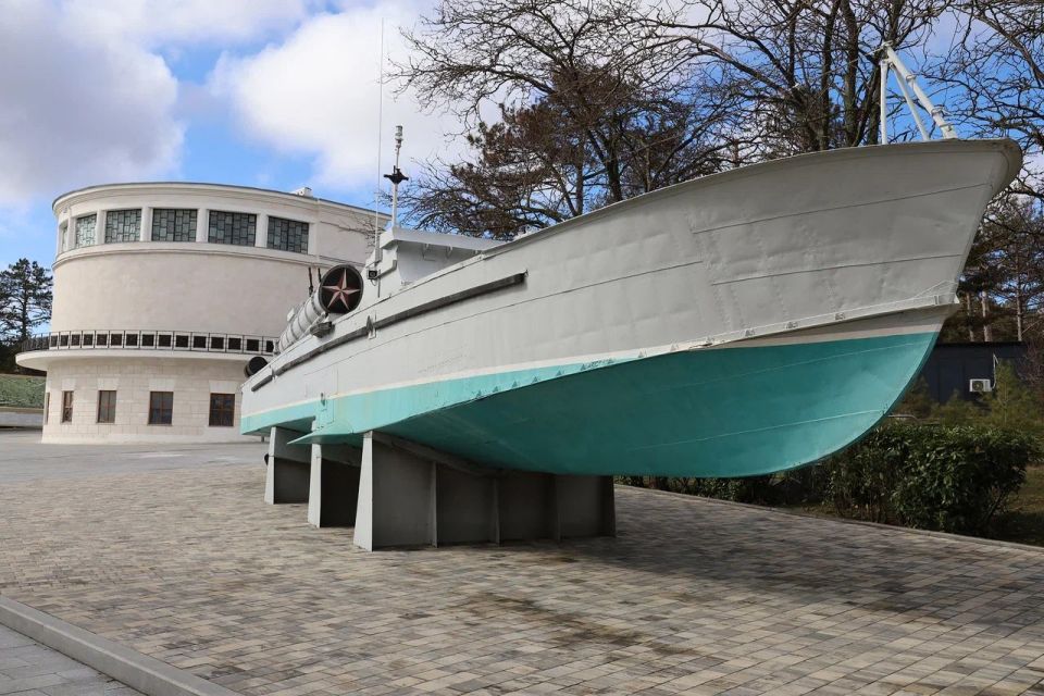 Михаил Развожаев: Сегодня Музею-заповеднику героической обороны и освобождения Севастополя — 65 лет! Михаил Развожаев: Сегодня Музею-заповеднику героической обороны и освобождения Севастополя — 65 лет!