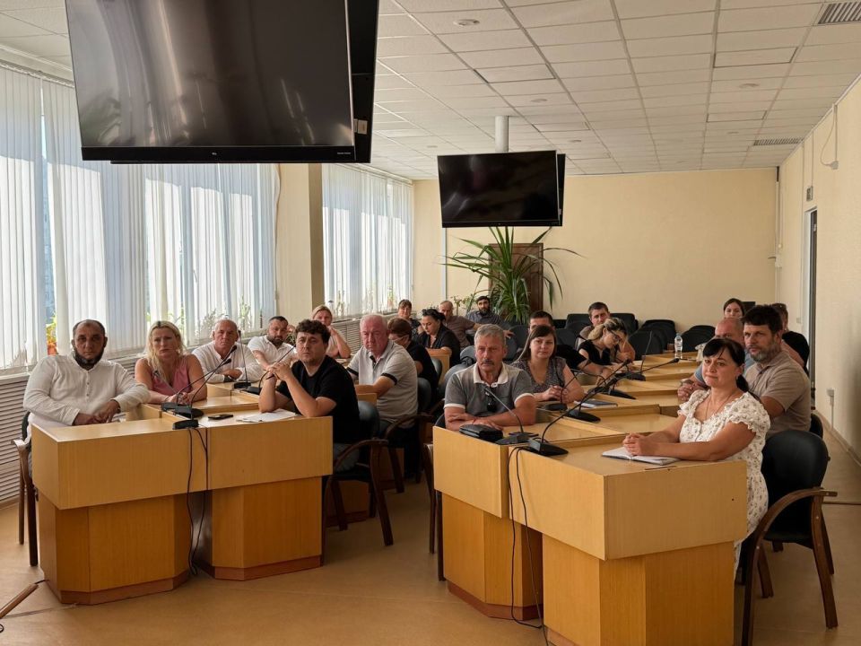 В Минсельхозе Крыма обсудили ключевые вопросы развития животноводства В Минсельхозе Крыма обсудили ключевые вопросы развития животноводства