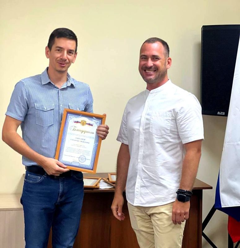 В преддверии Дня строителя прошло награждение сотрудников Минстроя Крыма и подведомственных организаций В преддверии Дня строителя прошло награждение сотрудников Минстроя Крыма и подведомственных организаций