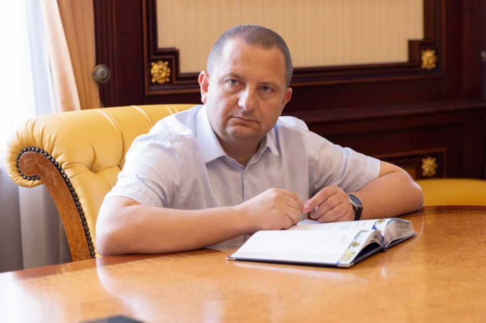 Сергей Аксёнов: Встретился с членом Общественного совета региональной кадровой программы «Герои Крыма» Героем России Олегом Алексеевичем Пивоваровым Сергей Аксёнов: Встретился с членом Общественного совета региональной кадровой программы «Герои Крыма» Героем России Олегом Алексеевичем Пивоваровым