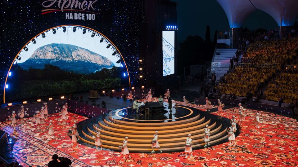 Фестиваль "Дорога в цирк" станет частью празднования 100-летия "Артека"