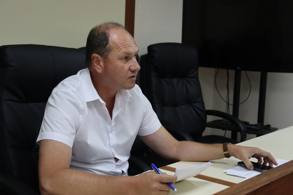 Глава администрации Сакского района Владислав Хаджиев провёл совещание с главами администраций сельских поселений Глава администрации Сакского района Владислав Хаджиев провёл совещание с главами администраций сельских поселений