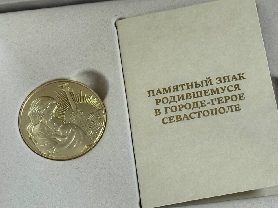 Михаил Развожаев: Накануне вместе с Валентиной Ивановной Матвиенко побывали в родильном доме № 2 на проспекте Генерала Острякова Михаил Развожаев: Накануне вместе с Валентиной Ивановной Матвиенко побывали в родильном доме № 2 на проспекте Генерала Острякова
