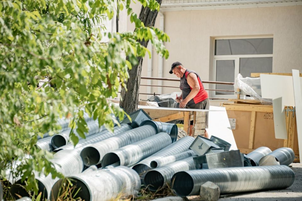 Михаил Развожаев: Заканчивается капитальный ремонт урологического отделения городской больницы №1 Михаил Развожаев: Заканчивается капитальный ремонт урологического отделения городской больницы №1