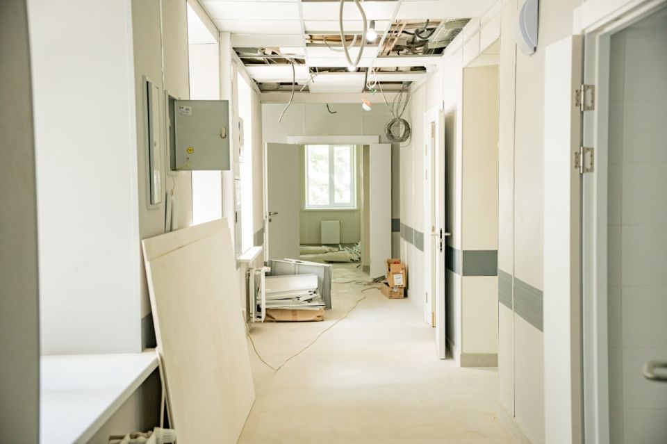 Михаил Развожаев: Заканчивается капитальный ремонт урологического отделения городской больницы №1 Михаил Развожаев: Заканчивается капитальный ремонт урологического отделения городской больницы №1