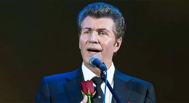 Ярослав Евдокимов долгое время болел раком лёгких — по данным Mash, болезнь дала метастазы, которые усилили течение заболевания