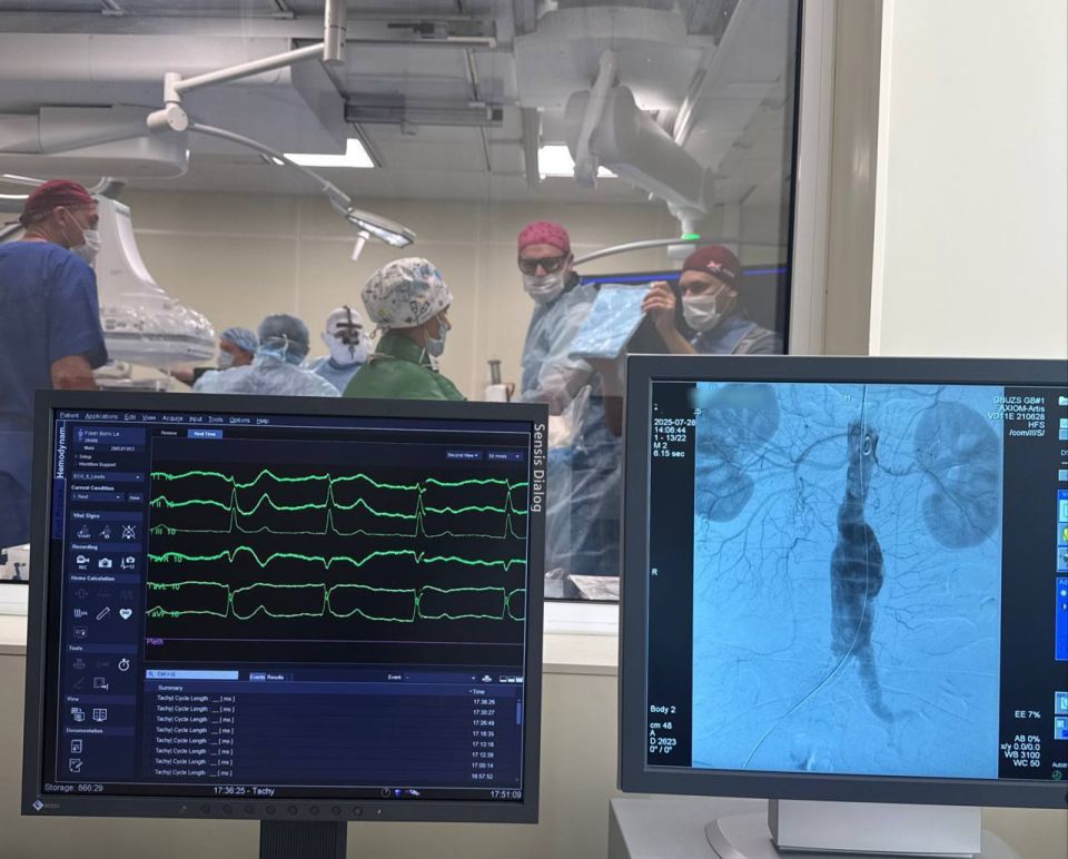 Михаил Развожаев: Врачи городской больницы № 1 впервые провели три сложнейшие операции на аорте за один день Михаил Развожаев: Врачи городской больницы № 1 впервые провели три сложнейшие операции на аорте за один день