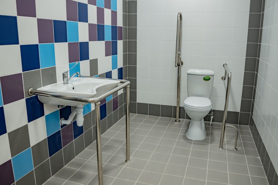 Михаил Развожаев: Продолжаем капитальный ремонт школы № 34 имени Александра Шостака Михаил Развожаев: Продолжаем капитальный ремонт школы № 34 имени Александра Шостака