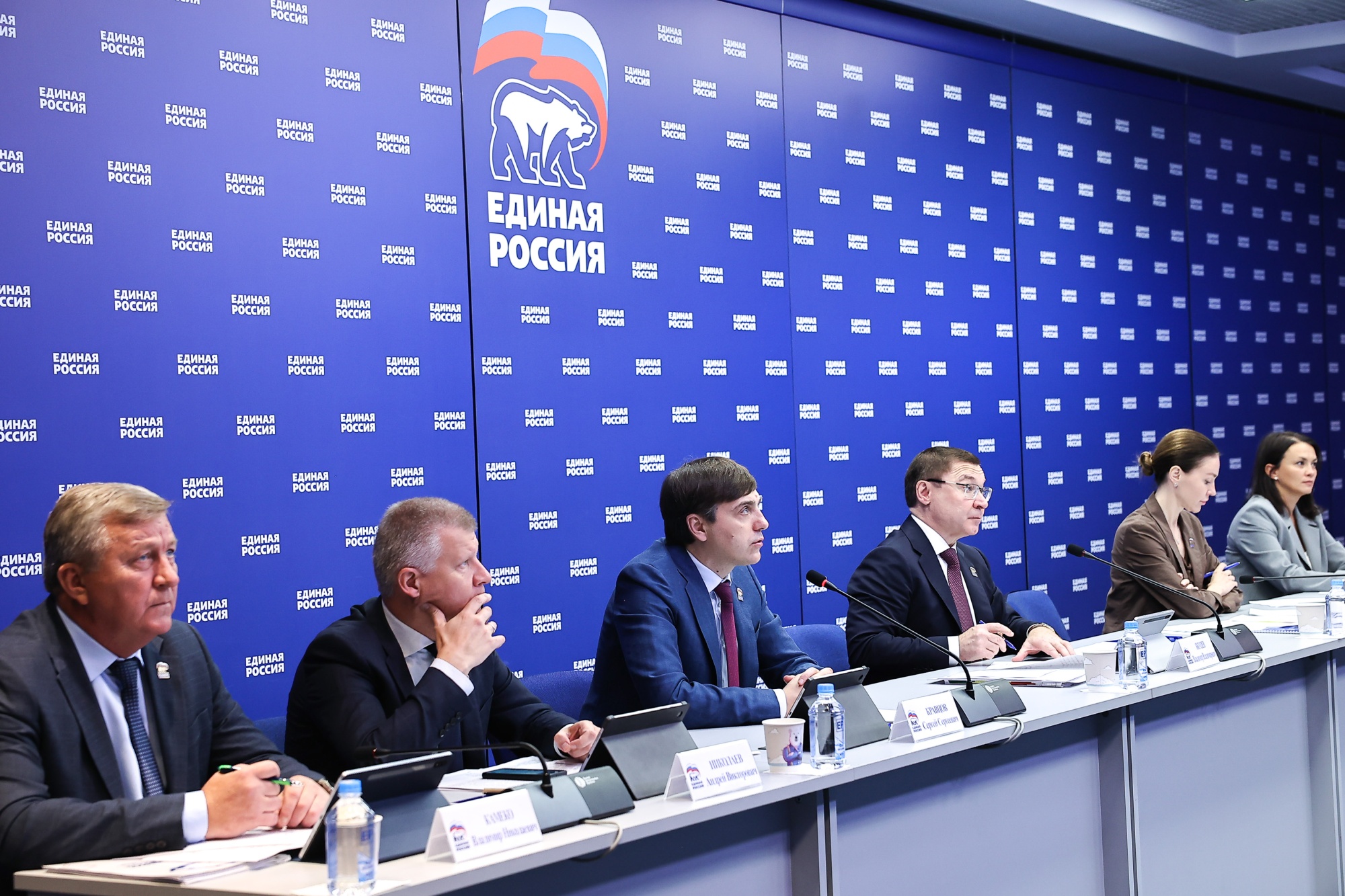 Сергей Кравцов: «К 1 сентября количество школ, отремонтированных с 2022 года, достигнет 5 600» Сергей Кравцов: «К 1 сентября количество школ, отремонтированных с 2022 года, достигнет 5 600»