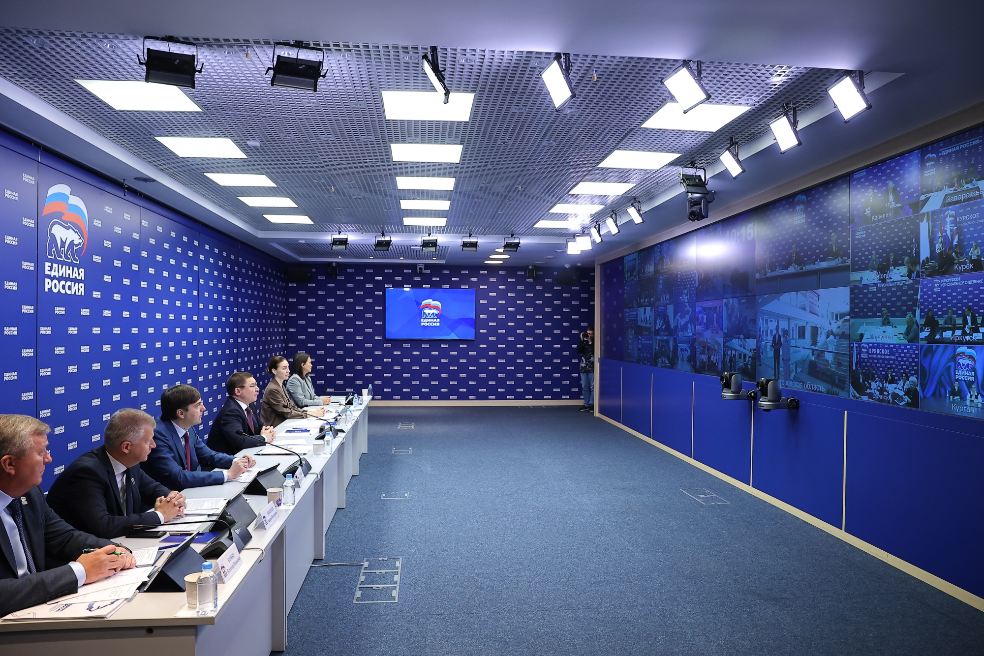 Сергей Кравцов: «К 1 сентября количество школ, отремонтированных с 2022 года, достигнет 5 600» Сергей Кравцов: «К 1 сентября количество школ, отремонтированных с 2022 года, достигнет 5 600»