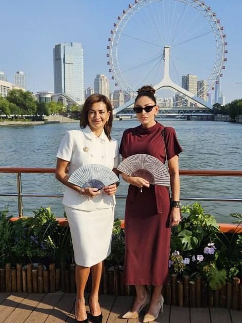 Юрий Котенок: Пока индусы показали "шиш" Алиеву, не дав вступить ему в ШОС, а Пакистан в ответ бодро отцепил от Шанхайской Организации Сотрудничества Армению, у жен бакинского бая и ереванского наместника всё хорошо