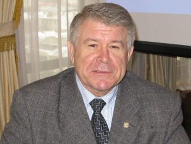 Сегодня, 2 сентября, свой День рождения празднует депутат Государственного Совета Республики Крым третьего созыва, член фракции «Единая Россия» в Государственном Совете Республики Крым Евгений Анатольевич Михайлов!