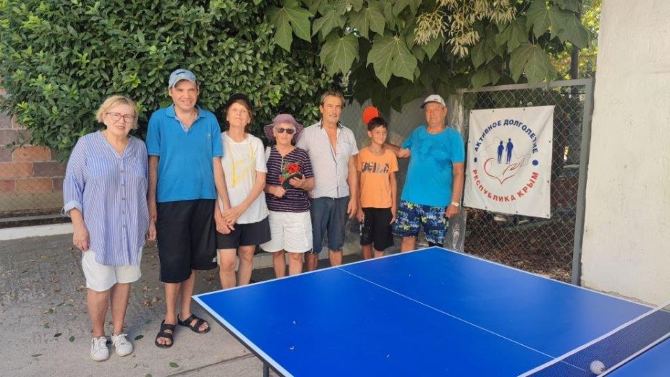 Максим Теряев посетил отделение «Активного долголетия» в Алуште Максим Теряев посетил отделение «Активного долголетия» в Алуште