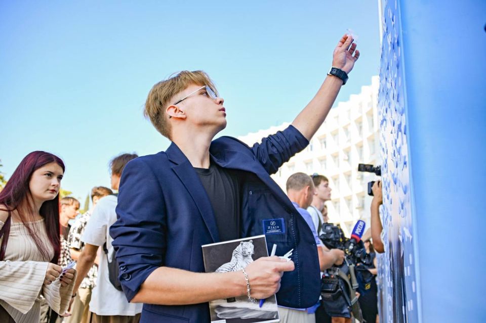 Михаил Развожаев: Сегодня в России — день солидарности в борьбе с терроризмом Михаил Развожаев: Сегодня в России — день солидарности в борьбе с терроризмом