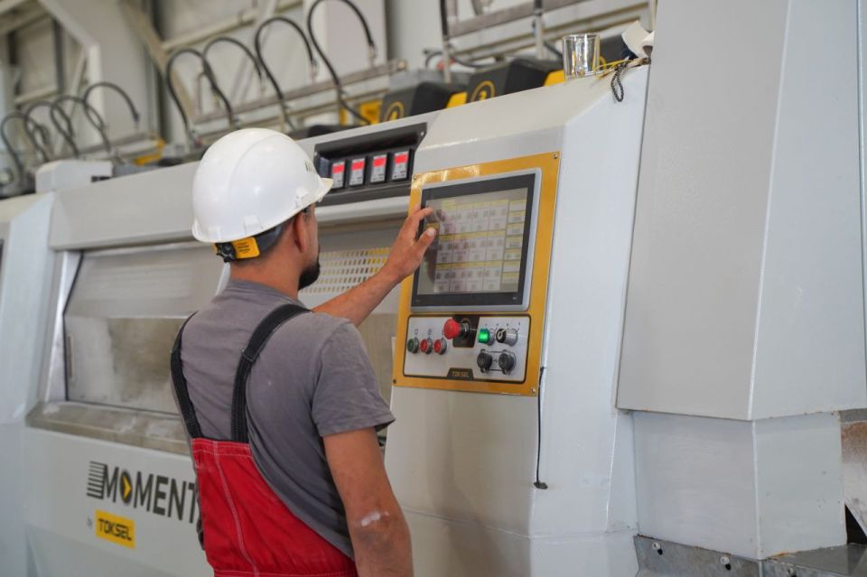  :          ,       ,   ...