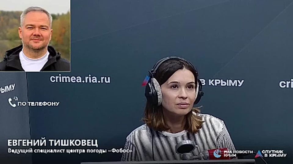 Первый день новой рабочей недели в Крыму начнется с небольших дождей