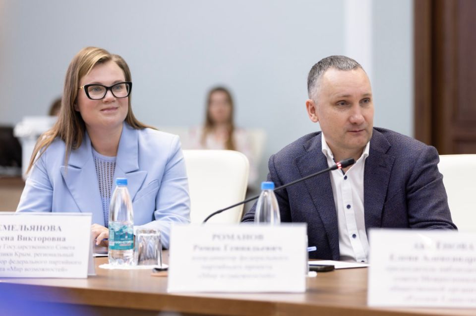 Сергей Аксёнов: Одиннадцать лет назад Крым и Севастополь были возвращены в состав Российской Федерации Сергей Аксёнов: Одиннадцать лет назад Крым и Севастополь были возвращены в состав Российской Федерации