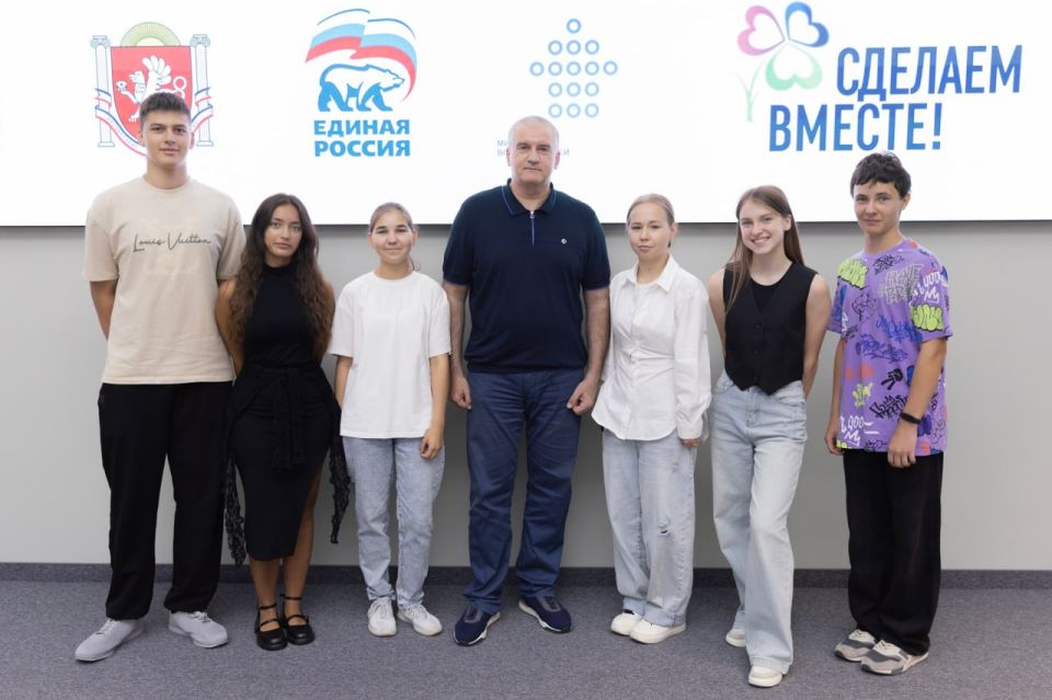 Сергей Аксёнов: Одиннадцать лет назад Крым и Севастополь были возвращены в состав Российской Федерации Сергей Аксёнов: Одиннадцать лет назад Крым и Севастополь были возвращены в состав Российской Федерации