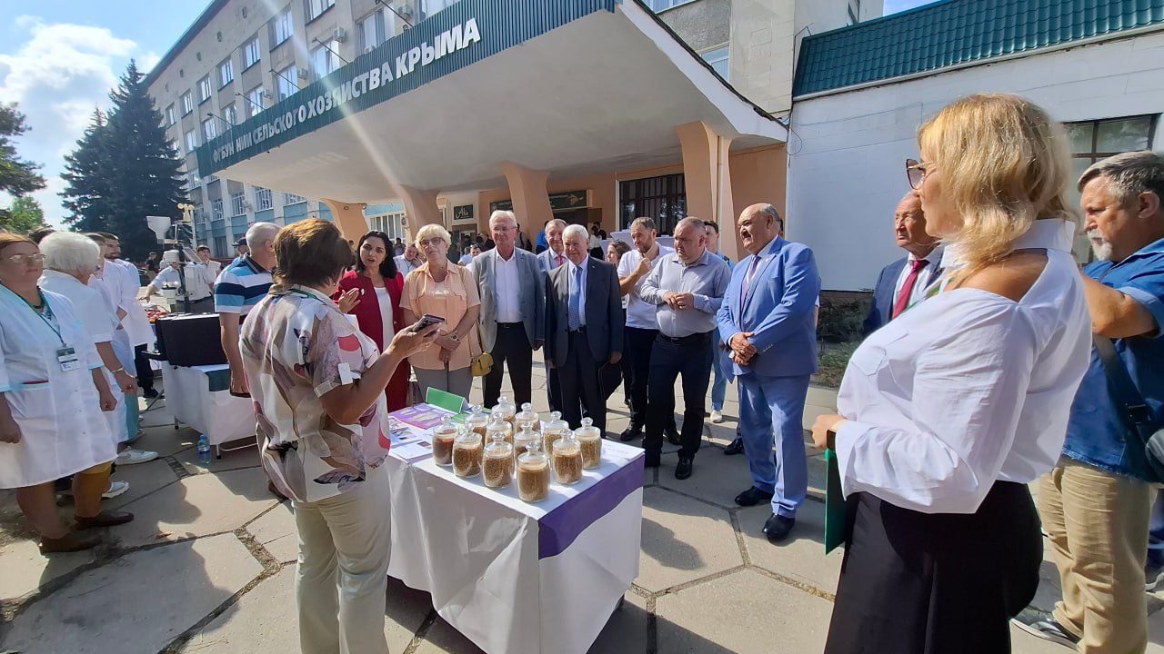 В НИИСХ Крыма торжественно открылась Юбилейная X Международная научная конференция В НИИСХ Крыма торжественно открылась Юбилейная X Международная научная конференция