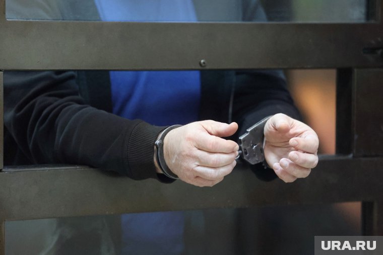 ФСБ задержала в Крыму россиянина за передачу ВСУ секретных данных ФСБ задержала в Крыму россиянина за передачу ВСУ секретных данных