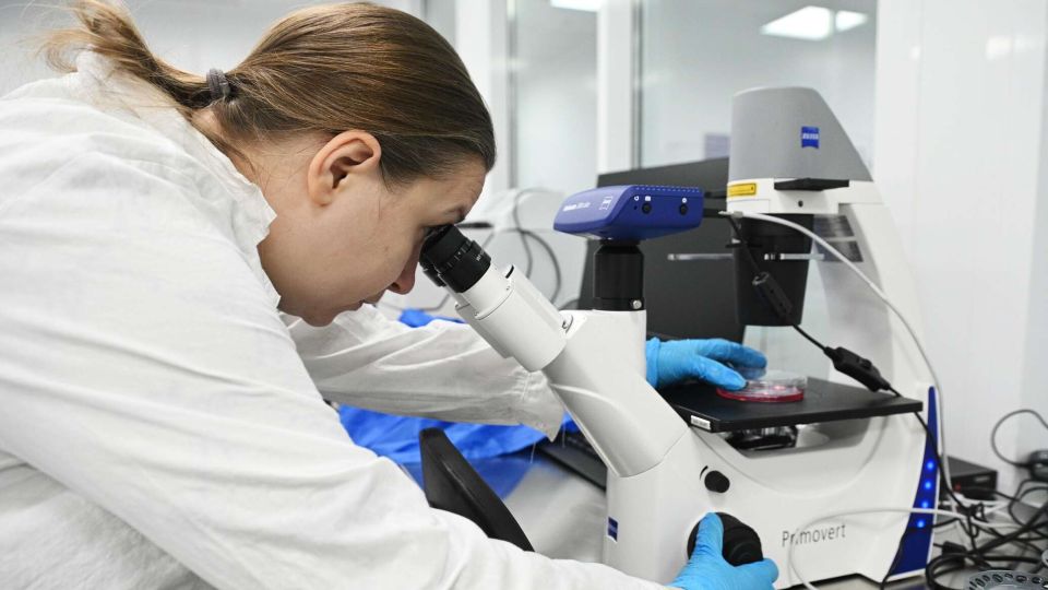 Как часто исследуют морскую воду на пляжах у берегов Крыма