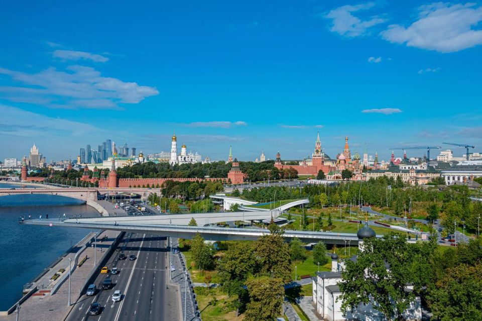 «Как молодеешь ты день ото дня «Как молодеешь ты день ото дня