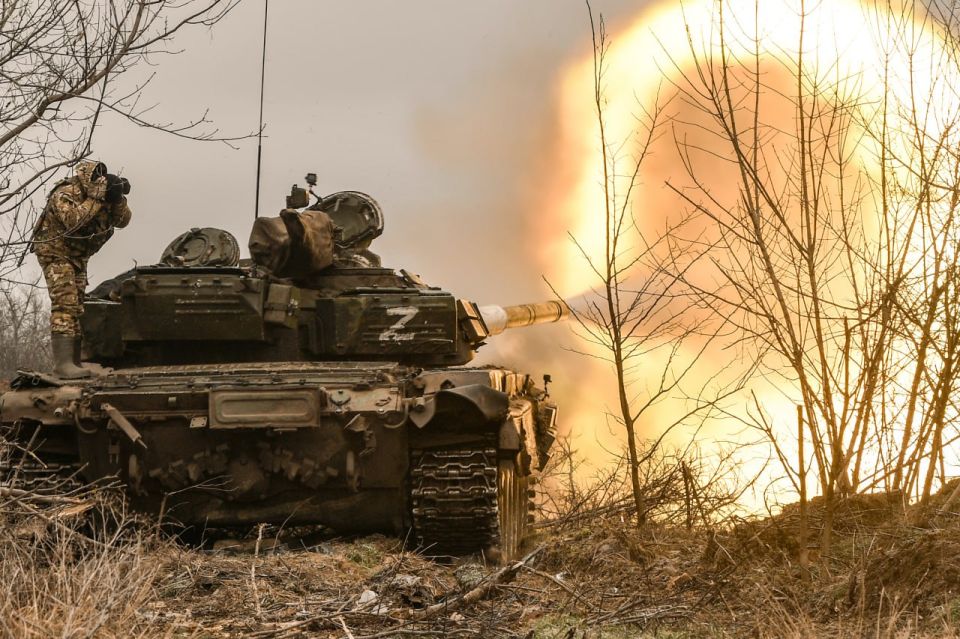 «Экипаж танка обязан действовать в бою смело, дерзко и решительно» «Экипаж танка обязан действовать в бою смело, дерзко и решительно»