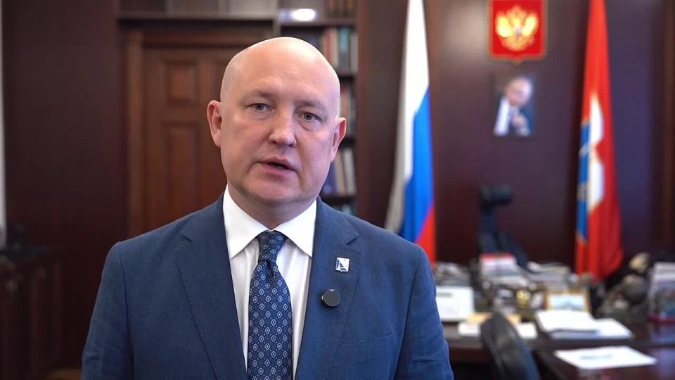 Михаил Развожаев: Дорогие севастопольцы!. Спасибо каждому из вас за ответственное отношение к выборам, за доверие! Вы пришли на участки и сделали свой выбор — честный, открытый и осознанный