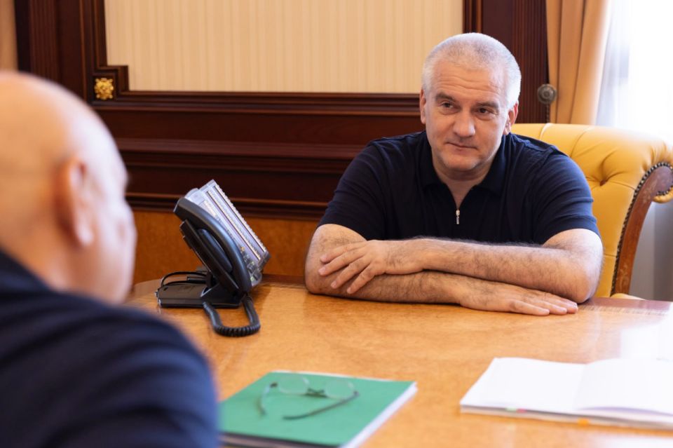 Сергей Аксёнов: Рад приветствовать в Крыму помощника Заместителя Председателя Правительства Российской Федерации Дмитрия Николаевича Патрушева Джамбулата Хизировича Хатуова